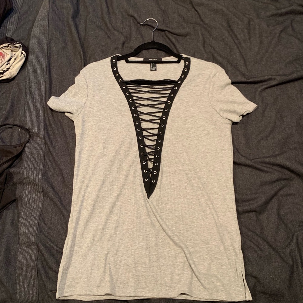 lace up tshirt